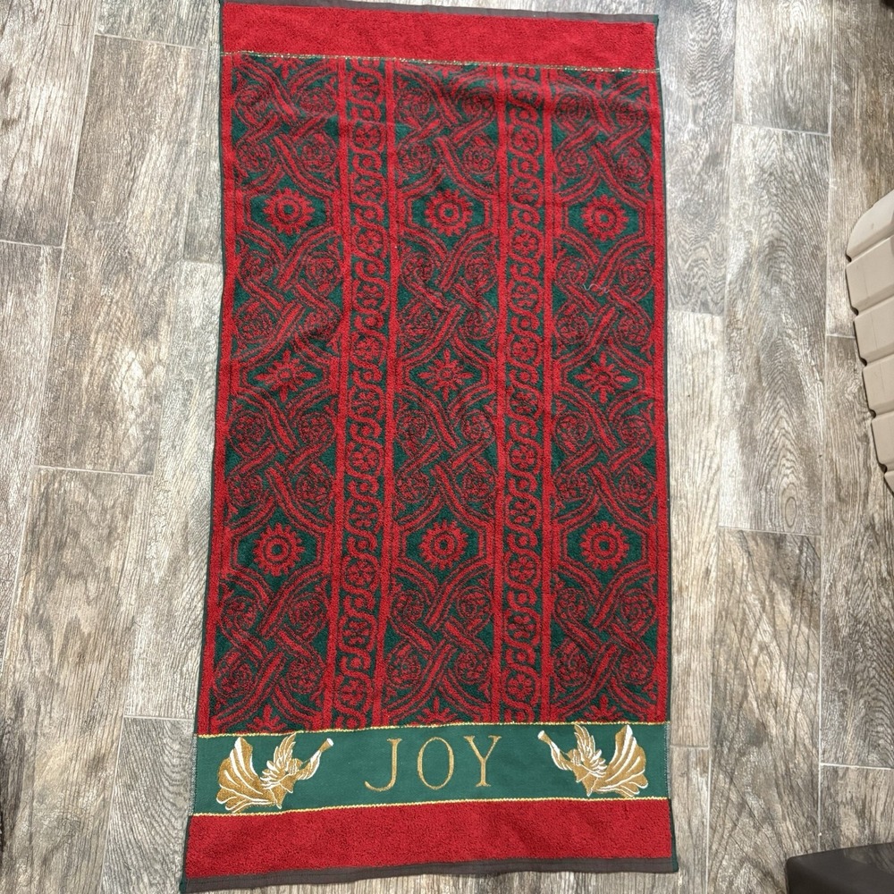 Vtg Santens Christmas Holiday Bath Towel Embroidered Joy Red Green Jacquard MCM